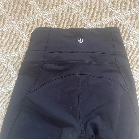 Lulu lemon flared leggings - Picture 3 of 4